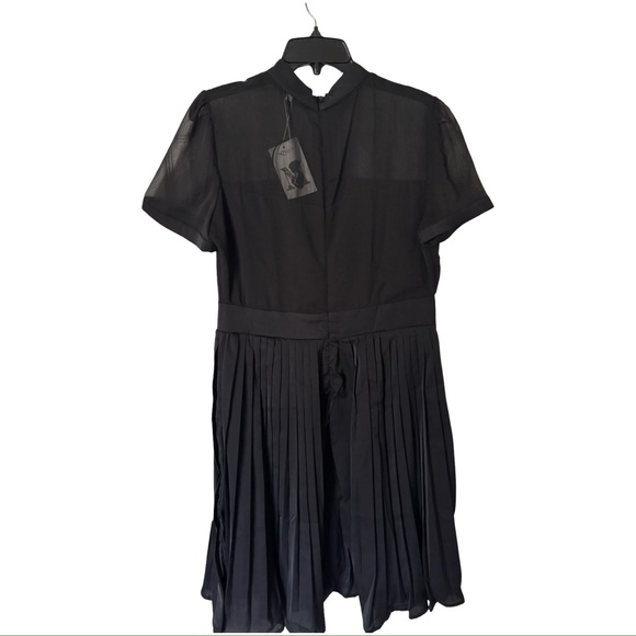 NWT Mooyius Elegant Sheer High-Neck Button-Up Pleated Black Dress size large - Picture 3 of 5